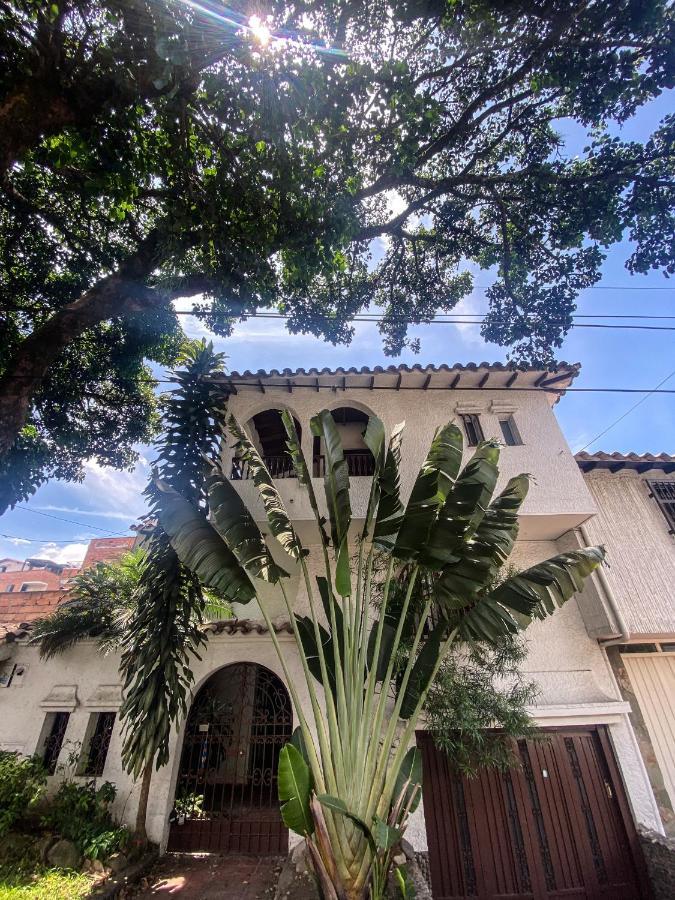 Апартаменты Oasis En El Corazon De Medellin, Laureles Экстерьер фото